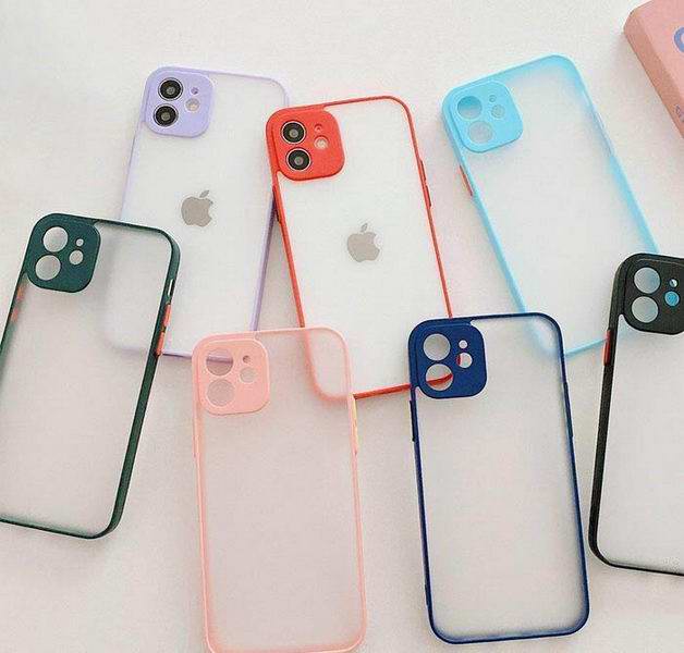 ULTRASLIM kryt červený na APPLE iPhone 13 PRO (6.1)