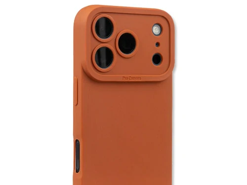 Hnědý silikonový kryt se zvýšenou ochranou čoček pro iPhone 17 Pro